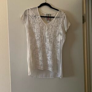 Johnny Was white embroidered tunic. In great condition.